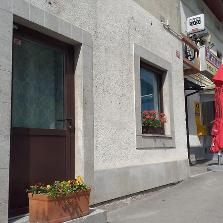 Appartamento Rezi Slap ob Idrijci Esterno foto
