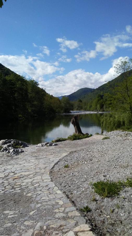 Appartamento Rezi Slap ob Idrijci Esterno foto
